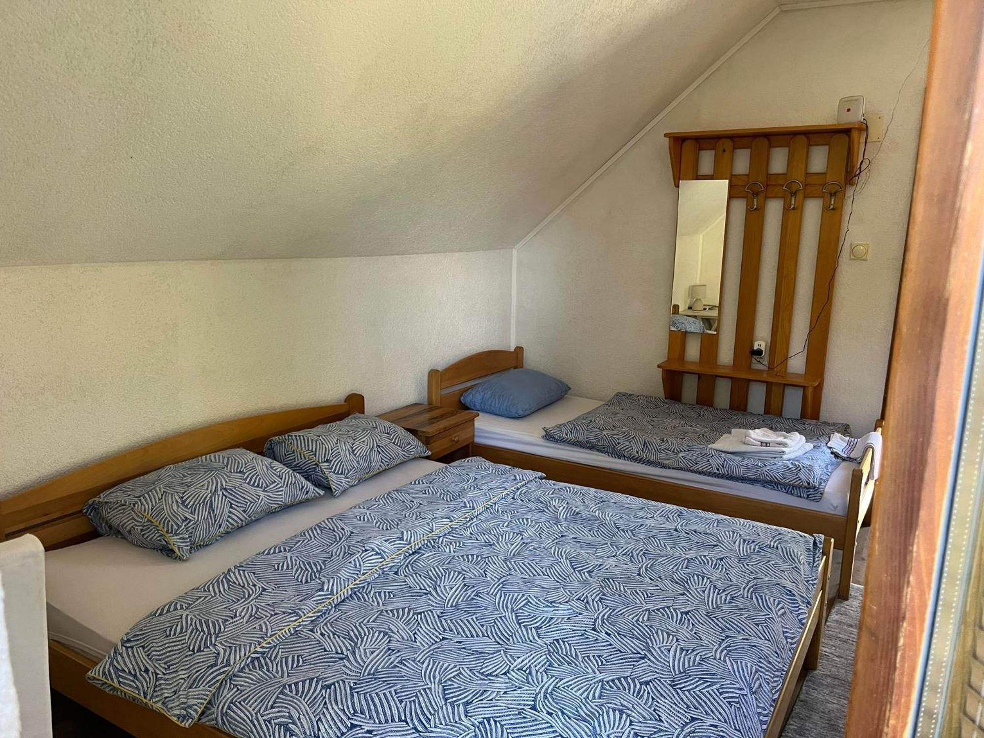 Sipovo Bed And Breakfast Family Djukic מראה חיצוני תמונה